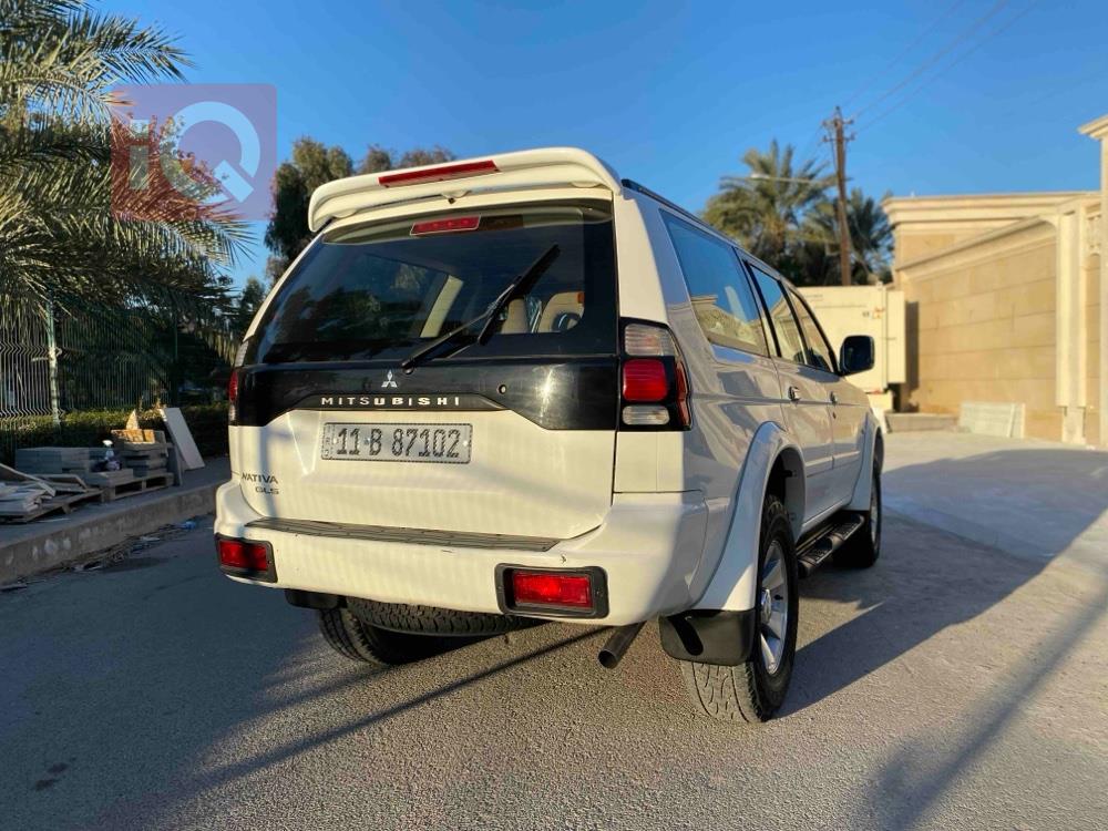 Mitsubishi Nativa